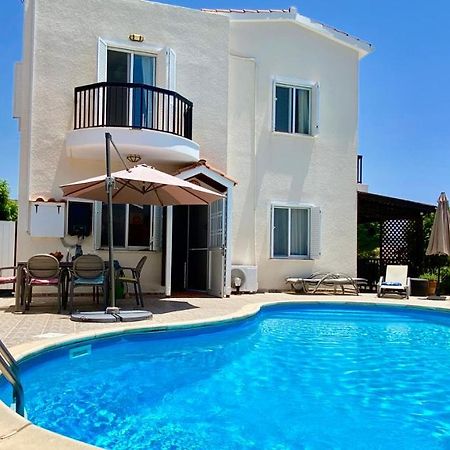 Villa Alicia With Priv Pool, Beautiful Garden And Shady Veranda- 5 Min To The Beach بييا المظهر الخارجي الصورة