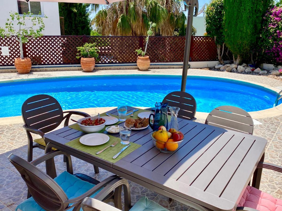 Villa Alicia With Priv Pool, Beautiful Garden And Shady Veranda- 5 Min To The Beach بييا المظهر الخارجي الصورة