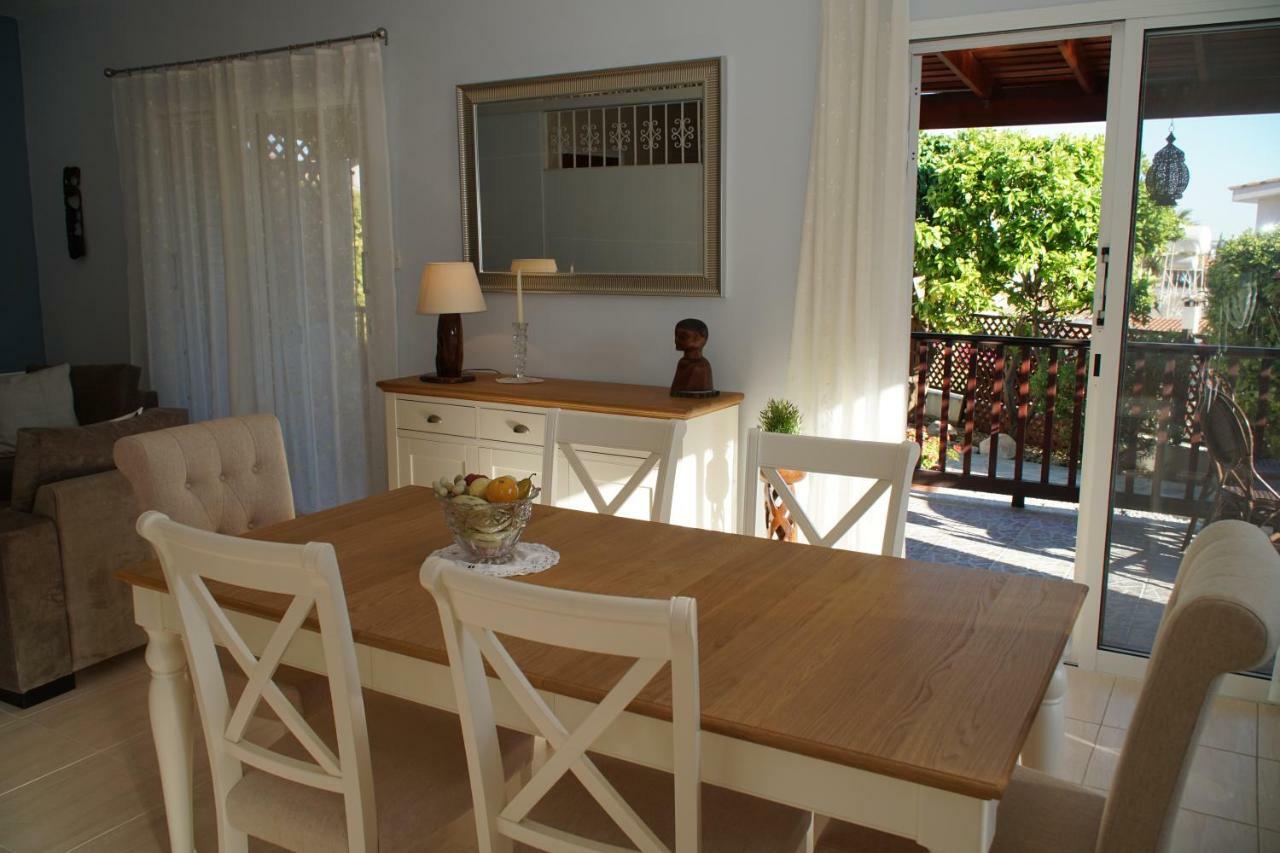 Villa Alicia With Priv Pool, Beautiful Garden And Shady Veranda- 5 Min To The Beach بييا المظهر الخارجي الصورة